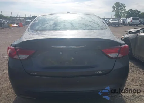 2015 Chrysler 200 S z USA, uszkodzony, nr VIN 1C3CCCDG7FN522721